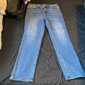 Straight legged jeans